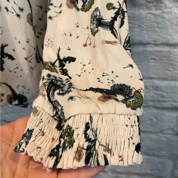 NWT Bel Kazan Women's Size Small Byron V-Neck Top in Ivory Dandelion - Picture 5 of 7